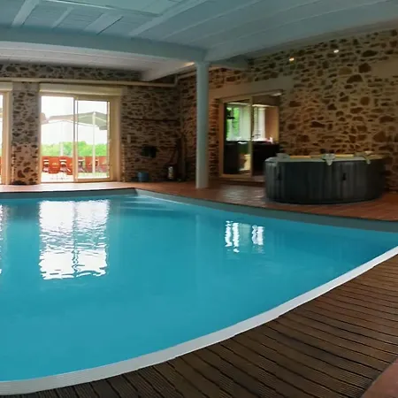 Apartmán A La Ferme De Savignac Ledrier Le Breuil