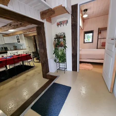 A La Ferme De Savignac Ledrier Apartmán *